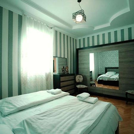 Apartment Old 쿠타이시 외부 사진