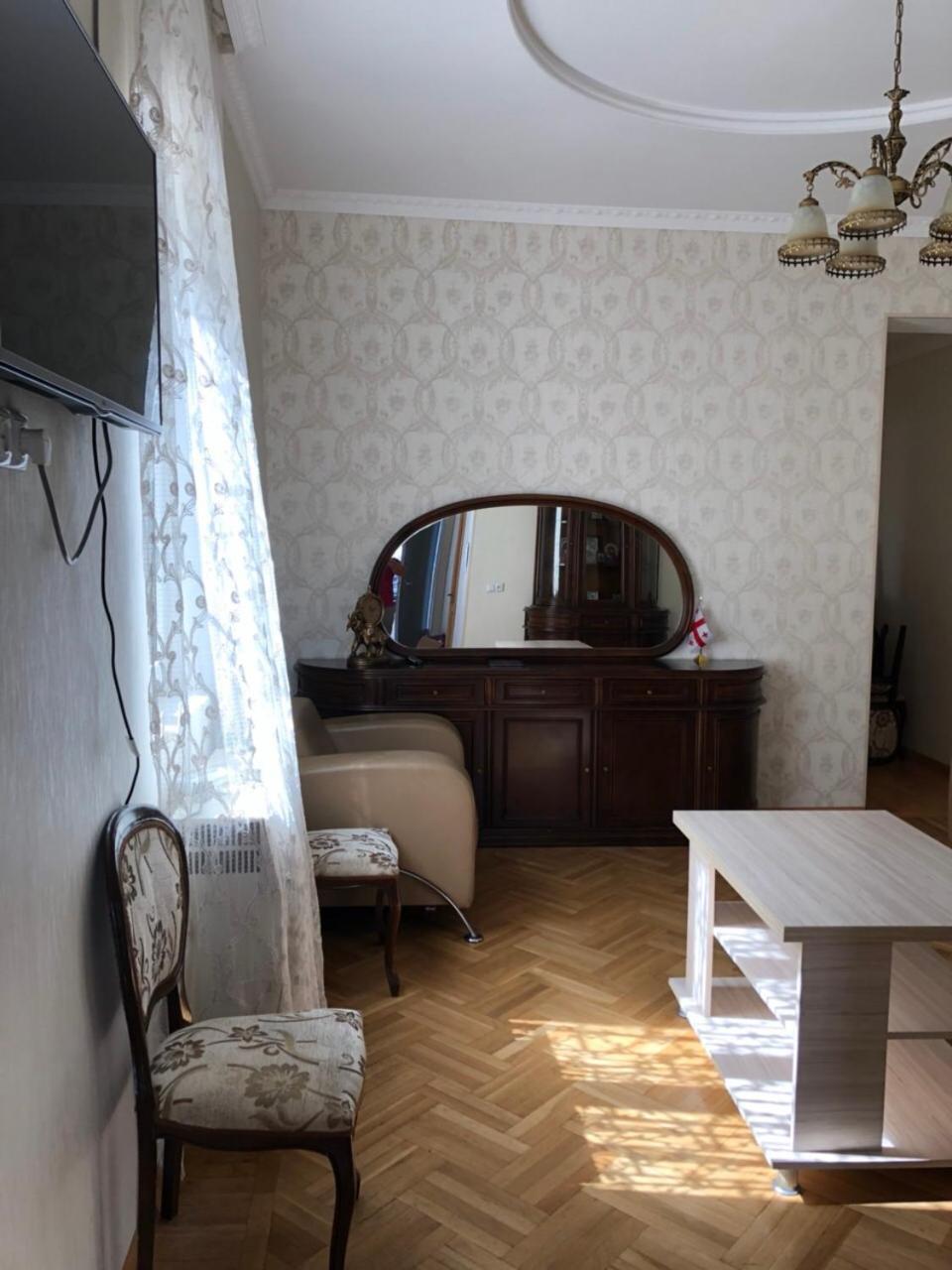Apartment Old 쿠타이시 외부 사진