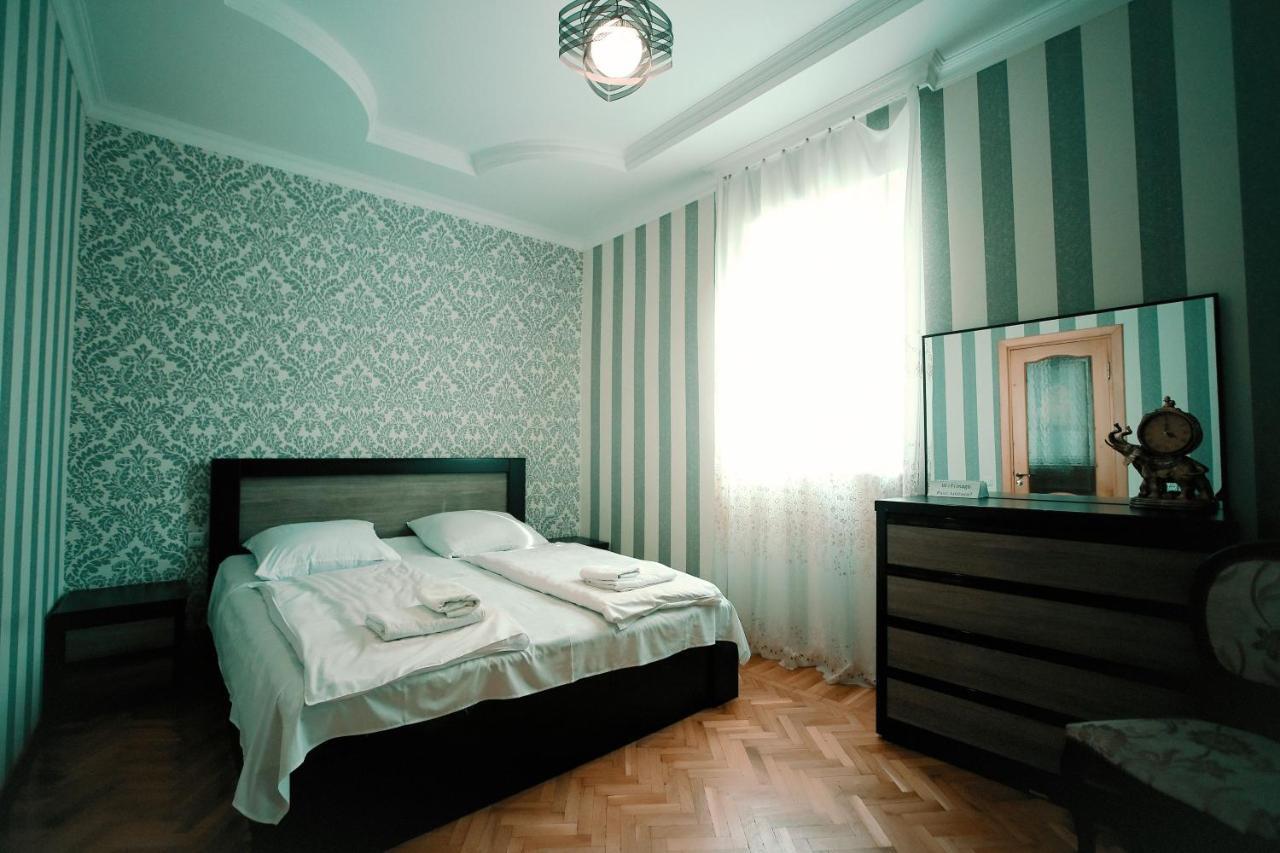 Apartment Old 쿠타이시 외부 사진